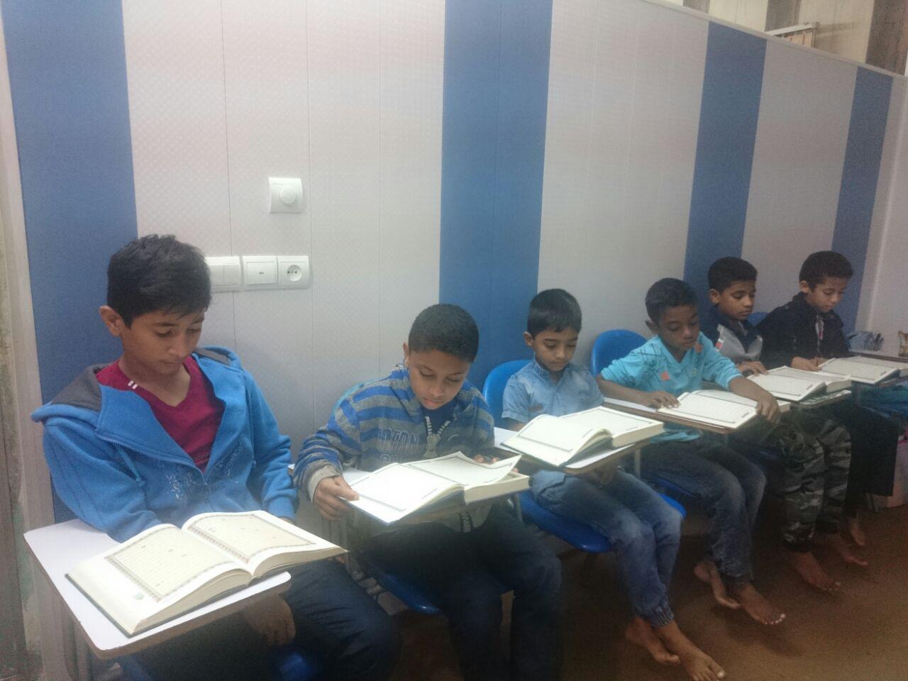 کلاس روخوانی و روانخوانی قرآن در محل موسسه پیامبراعظم(ص) قشم برگزار شد