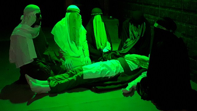 اجرای نمایش آیینی شهادت امام علی در طولا +عکس